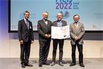 Überreichung des 2. Preises an EREMA Engineering Recycling Maschinen und Anlagen GesmbH (Clemens Kitzberger) mit SC Christian Holzer, ÖWAV-Präs. Roland Hohenauer und HR Franz Haidinger