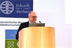 HR Univ.-Prof. Dr. Meinrad HANDSTANGER